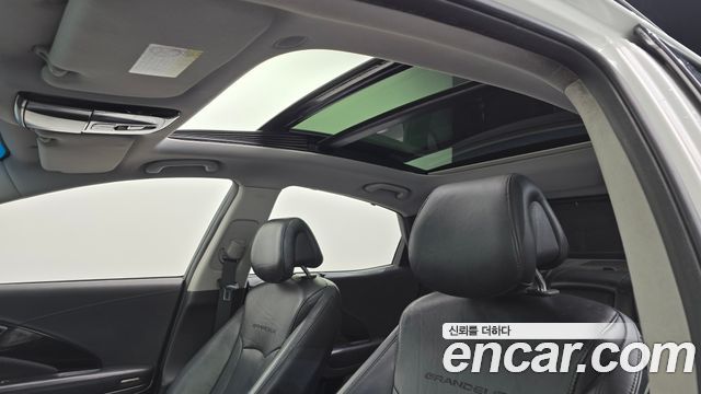 Hyundai Grandeur 2012 — photo 19