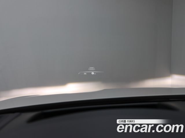 Porsche Cayenne 2023 — photo 11