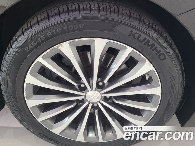 Hyundai Grandeur 2014 — photo 20