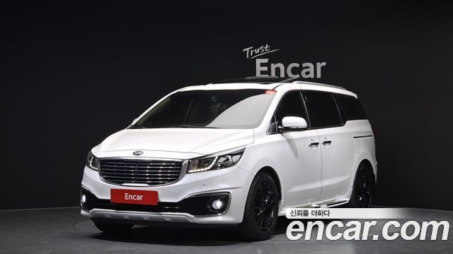Kia Canival 2017 — photo 1