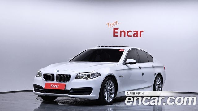 BMW 5-Series 2015 — photo 1