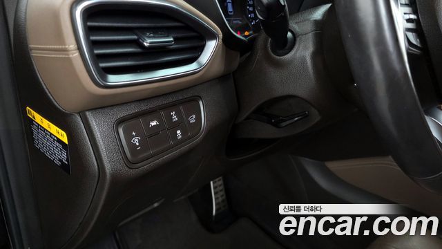 Hyundai Santafe 2020 — photo 16
