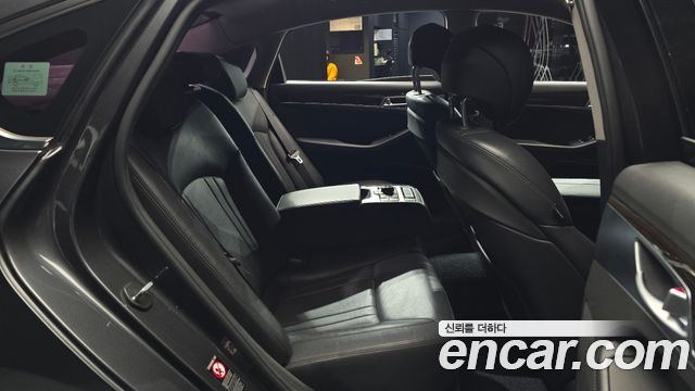 Genesis G80 2019 — photo 12
