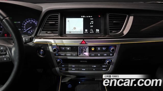 Genesis G80 2019 — photo 14