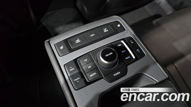 Genesis G80 2019 — photo 18