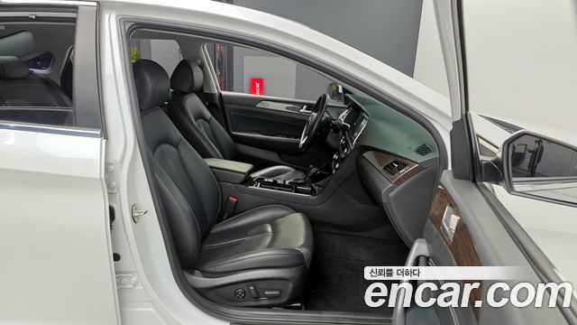 Hyundai Sonata 2019 — photo 11