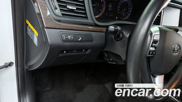 Hyundai Sonata 2019 — photo 17