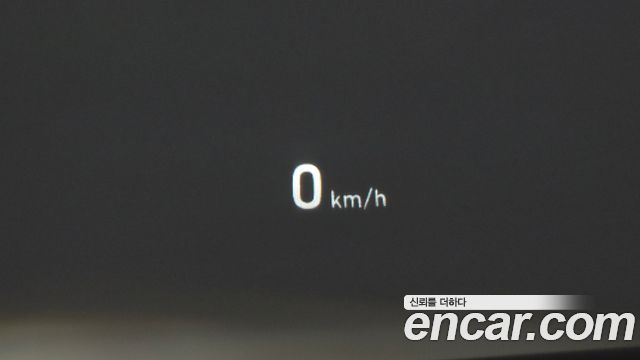 Genesis G80 2018 — photo 16