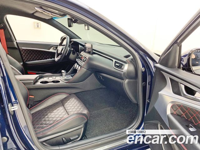 Genesis G70 2021 — photo 13