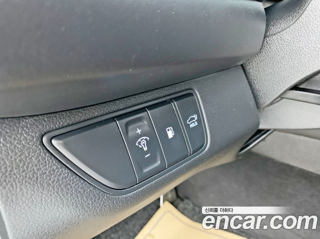 Genesis G70 2021 — photo 18