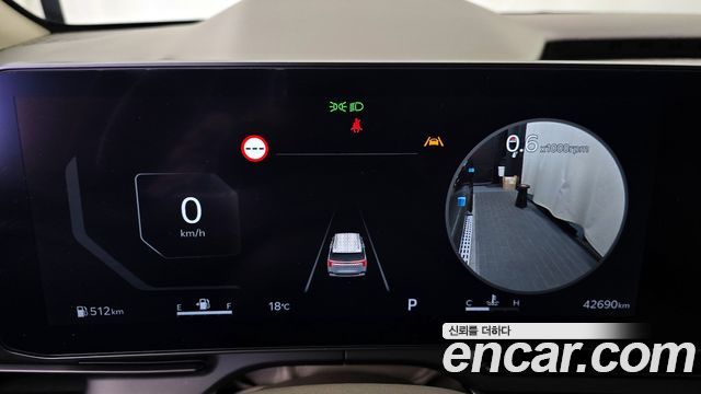 Kia Canival 2024 — photo 8