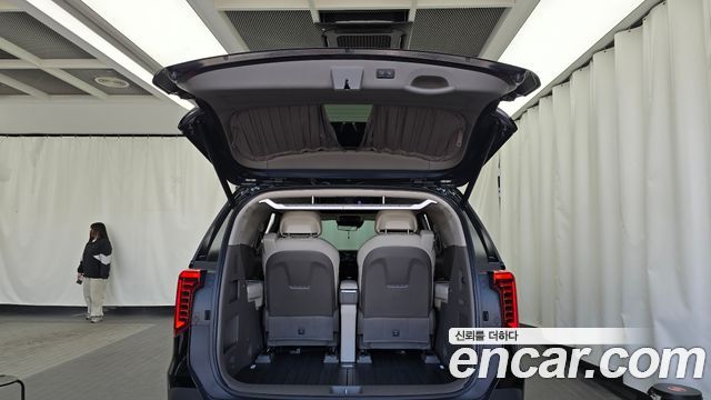 Kia Canival 2024 — photo 20