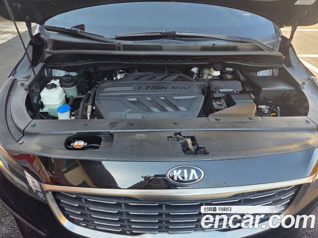 Kia Canival 2019 — photo 20