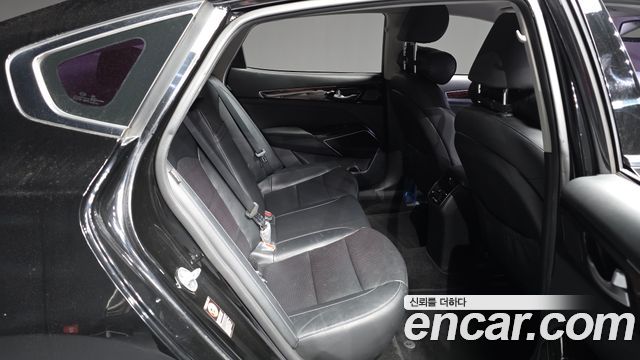 Kia K7 2016 — photo 12