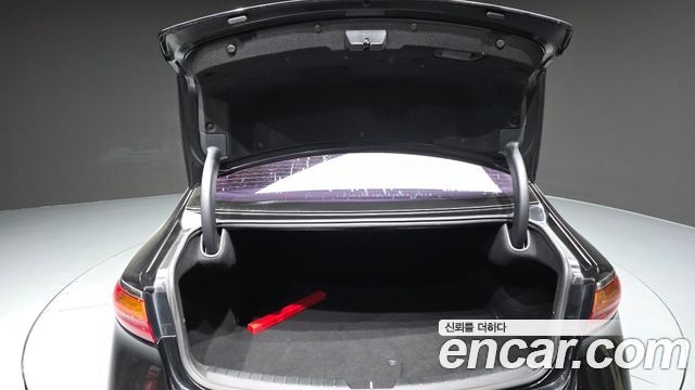Kia K7 2016 — photo 20