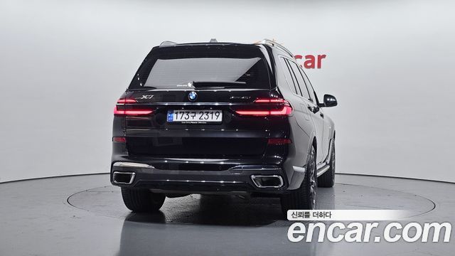 BMW X7 2025 — photo 4