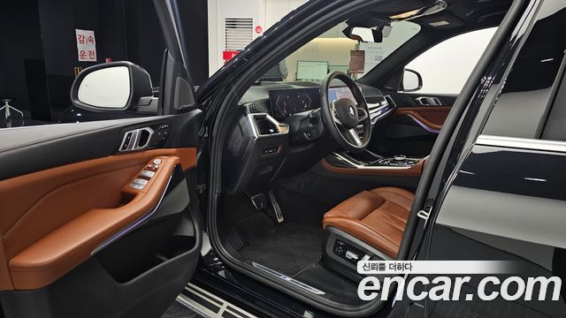 BMW X7 2025 — photo 11