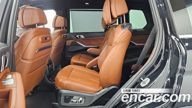 BMW X7 2025 — photo 12