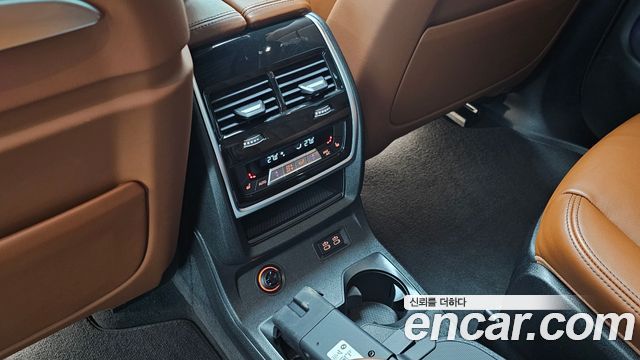 BMW X7 2025 — photo 19