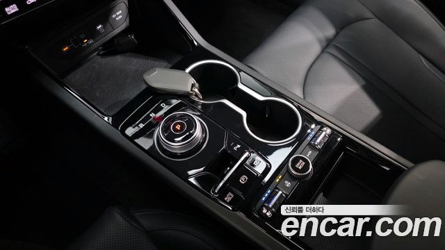 Kia K5 2025 — photo 9
