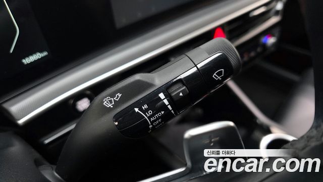 Kia K5 2025 — photo 17
