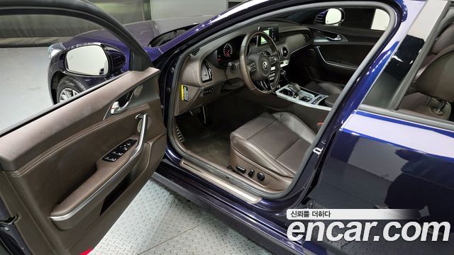Kia Stinger 2020 — photo 10