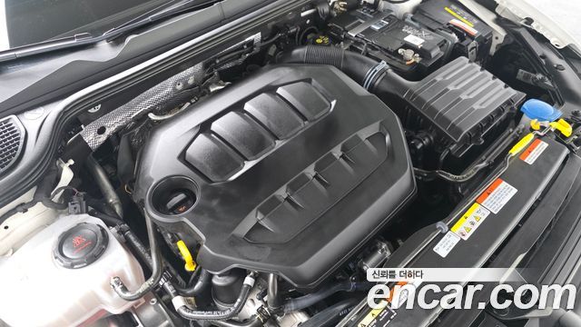 Volkswagen Golf 2023 — photo 6