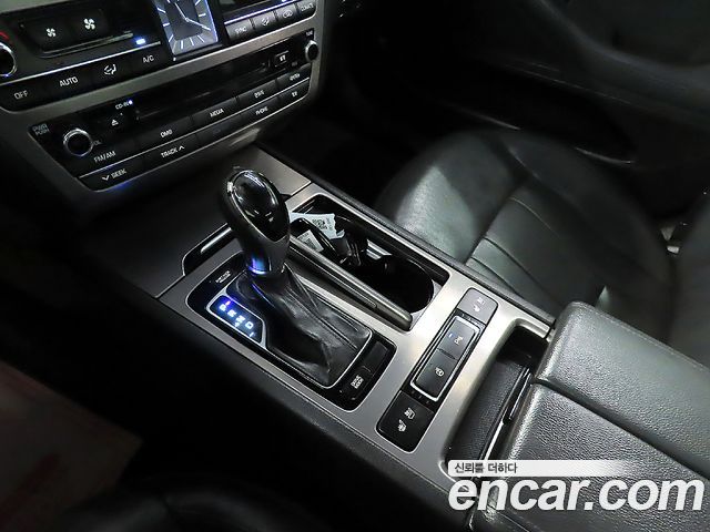 Hyundai Genesis 2014 — photo 9