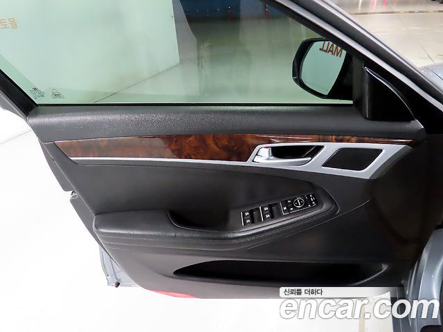 Hyundai Genesis 2014 — photo 15
