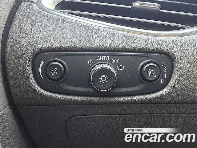 Chevrolet Korea Malibu 2017 — photo 11