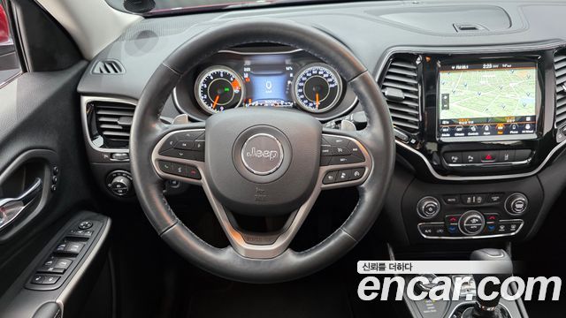 Jeep Cherokee 2020 — photo 13