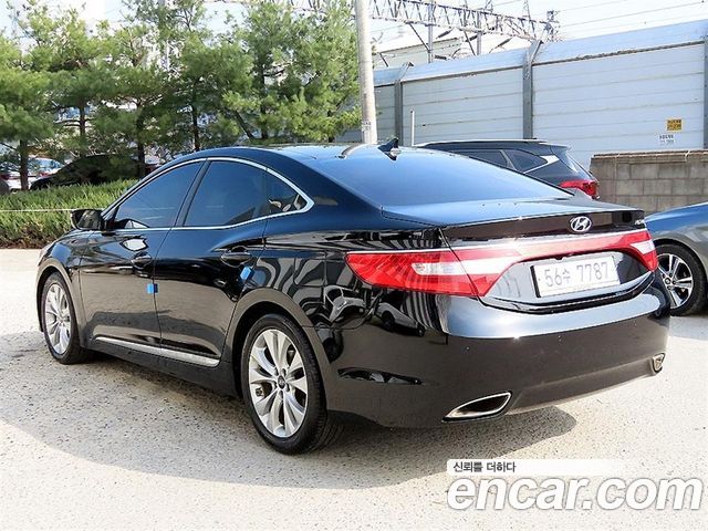 Hyundai Grandeur 2011 — photo 3