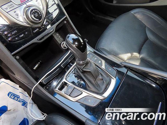 Hyundai Grandeur 2011 — photo 10