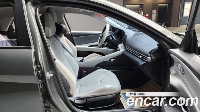 Hyundai AVANTE 2021 — photo 10