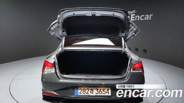 Hyundai AVANTE 2021 — photo 20