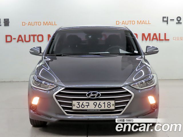 Hyundai AVANTE 2018 — photo 2