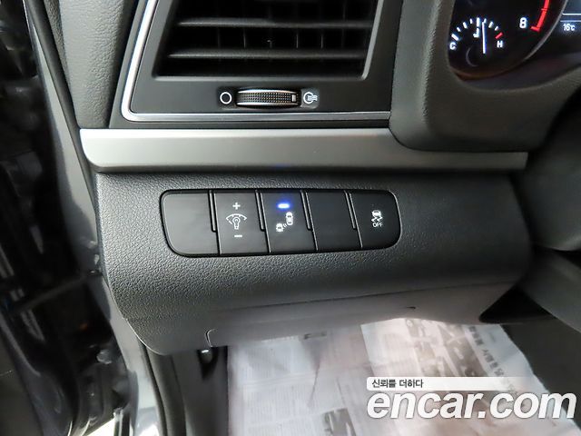Hyundai AVANTE 2018 — photo 15