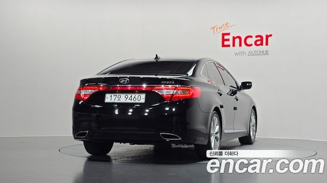 Hyundai Grandeur 2011 — photo 4
