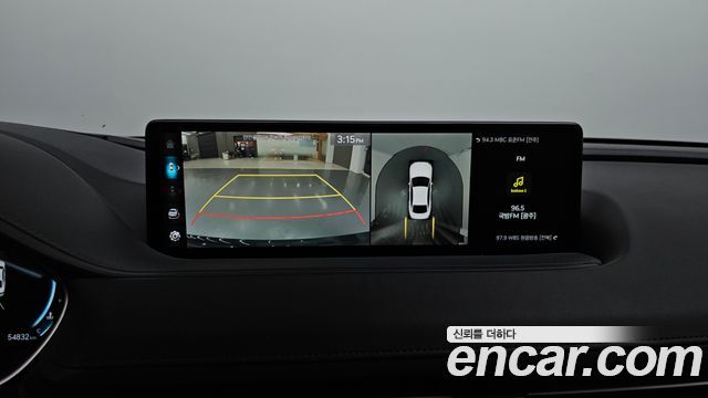 Genesis G80 2022 — photo 16