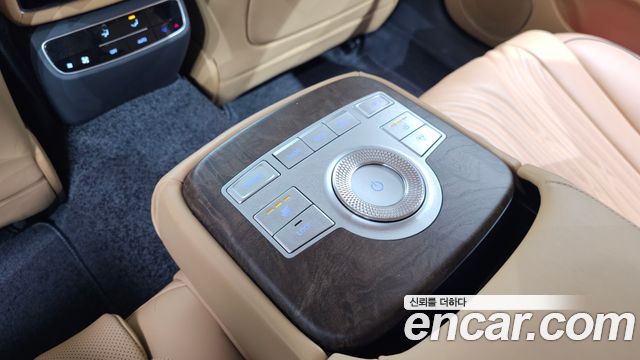 Genesis G80 2022 — photo 19