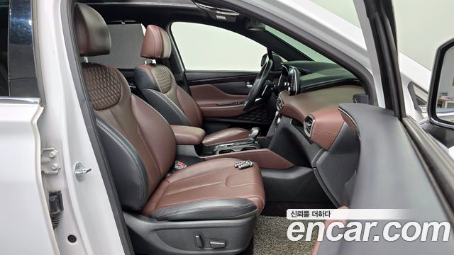 Hyundai Santafe 2019 — photo 10