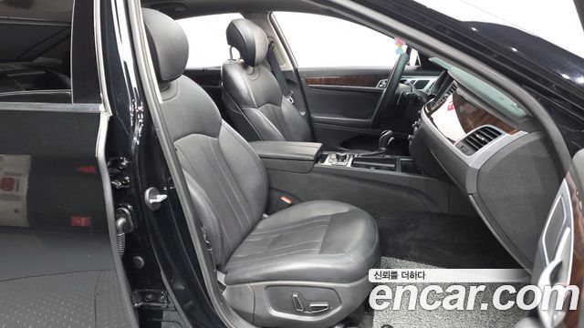 Hyundai Genesis 2014 — photo 11