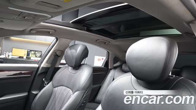 Hyundai Genesis 2014 — photo 17
