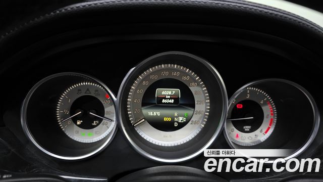 Mercedes-Benz CLS-Class 2016 — photo 8