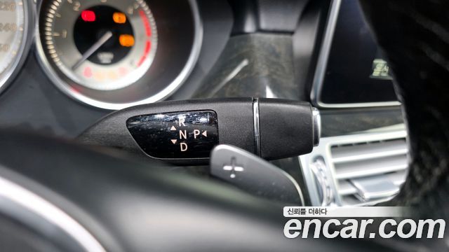 Mercedes-Benz CLS-Class 2016 — photo 9