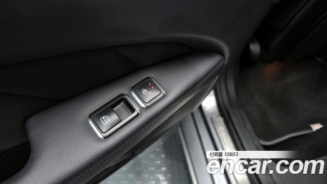 Mercedes-Benz CLS-Class 2016 — photo 17