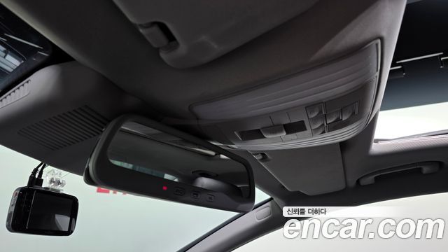 Mercedes-Benz CLS-Class 2016 — photo 18
