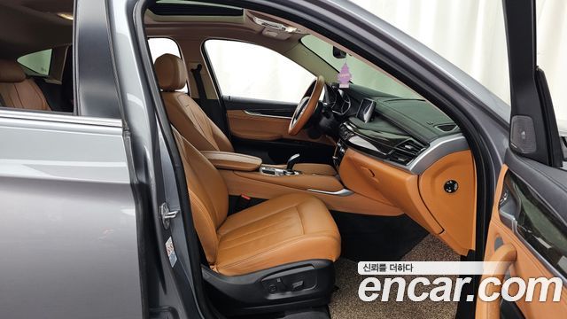 BMW X6 2018 — photo 11