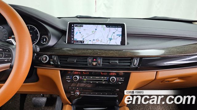BMW X6 2018 — photo 14