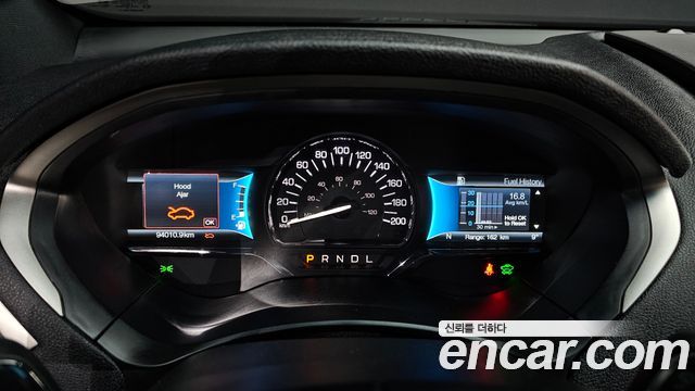 Lincoln MKZ 2019 — photo 8